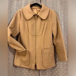 Vintage wool coat fits like a medium